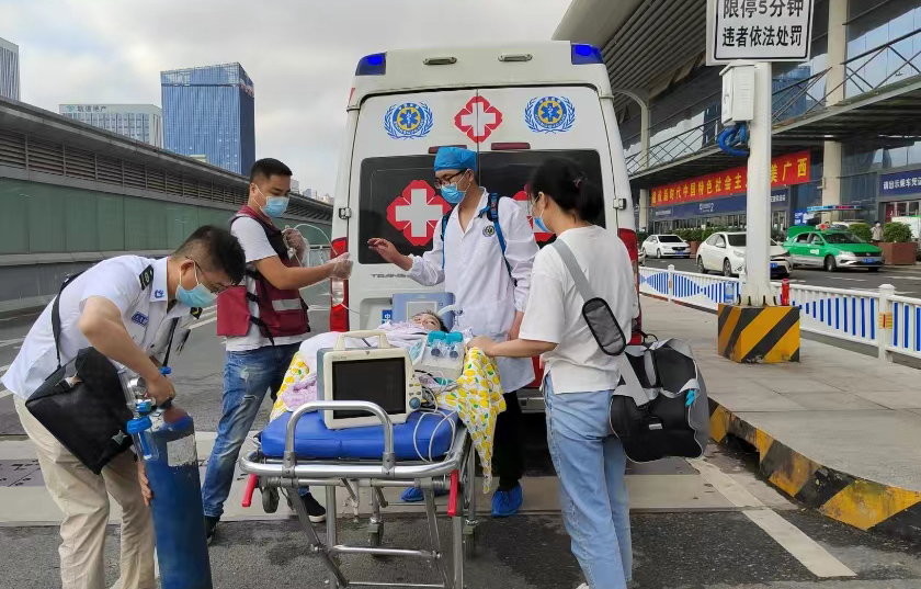 开远市救护车出租公司